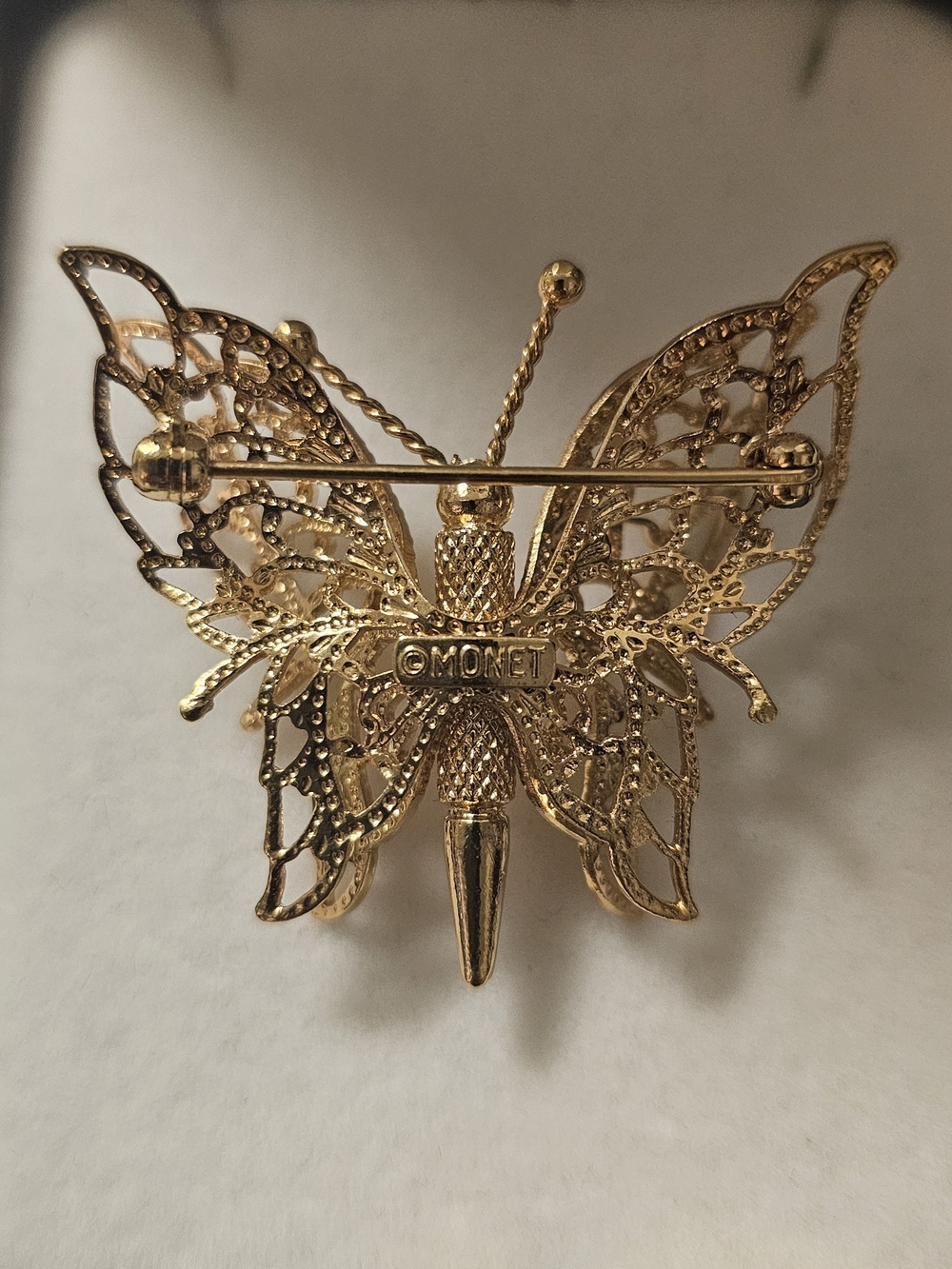 Vintage Monet Gold Butterfly Brooch Pin - Picture 2 of 2